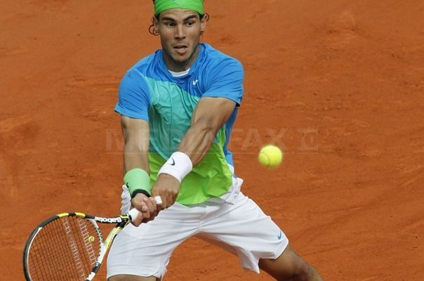 Racheta cu care Nadal a câştigat Roland Garros în 2007, vândută cu 118.000 de dolari