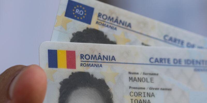 Testele pentru un nou prototip de Carte Electronică de Identitate încep în septembrie / Unde vor fi emise prima dată