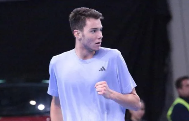 Juniorul Luca Preda s-a calificat în sferturile de finală la US Open